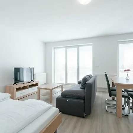 Noviny Apartment *